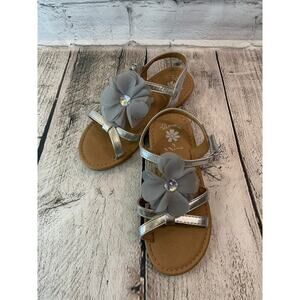 FLOWERS BY NINA Girl’s Annabel Strappy Applique Sandals / Size: 11